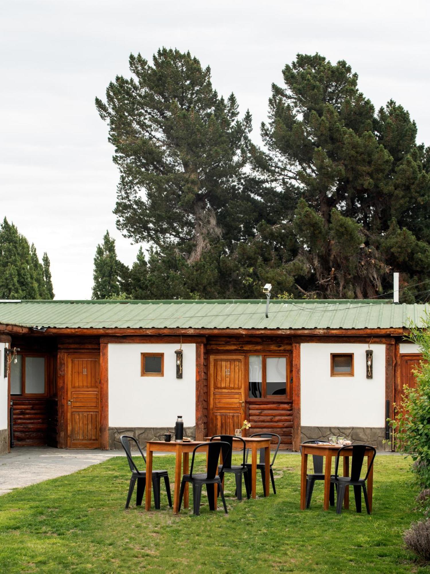 Oliva Hosteria Y Apart El Calafate Exteriér fotografie